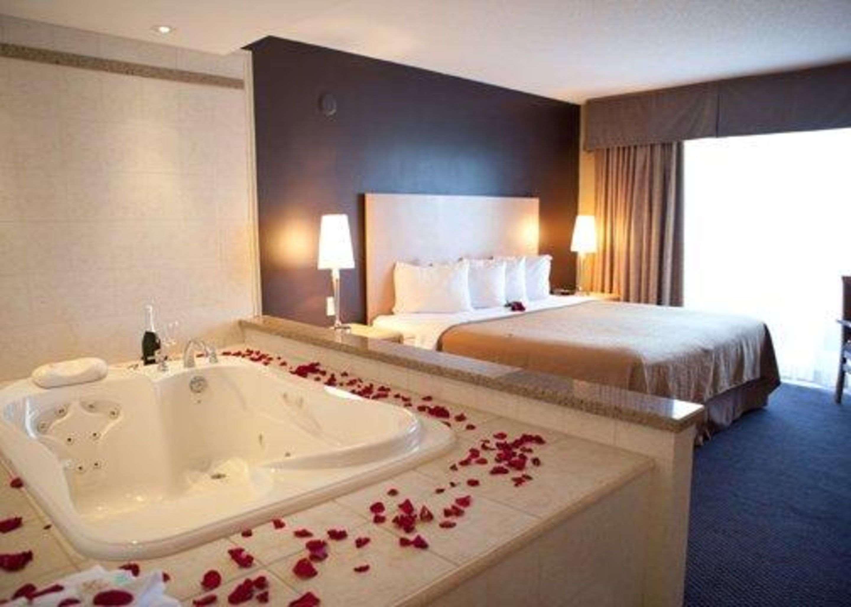 Quality Hotel Fallsview Cascade Niagara Falls Bilik gambar